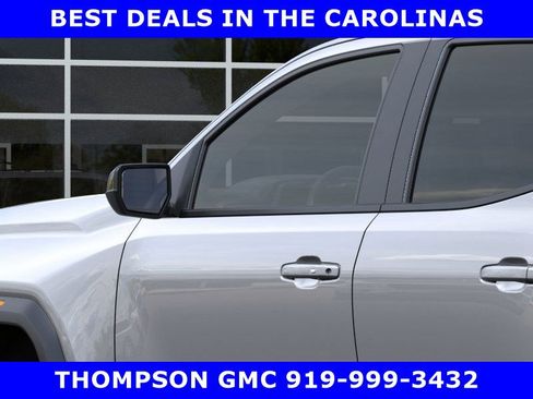 New 2026 GMC Canyon AT4 w/ Nightfall Essentials Package AWD/4WD image 15