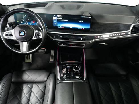 Used 2023 BMW X7 xDrive40i w/ Executive Package AWD/4WD image 46
