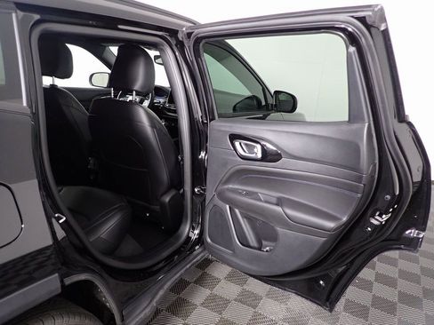 New 2026 Jeep Compass Latitude image 26