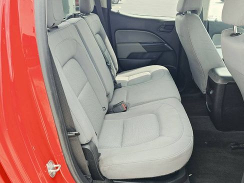 Used 2017 Chevrolet Colorado W/T RWD image 12