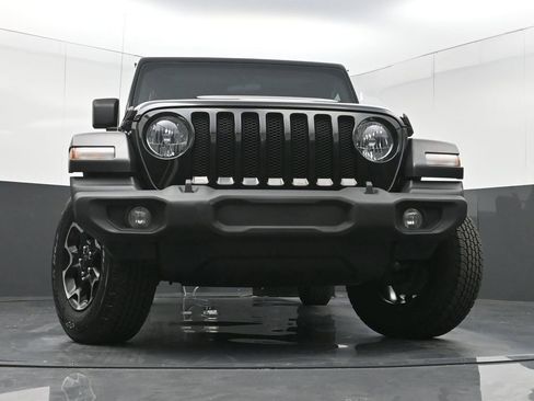 Used 2021 Jeep Wrangler Unlimited Sport AWD/4WD image 22