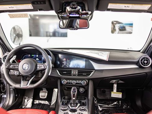 New 2026 Alfa Romeo Giulia AWD w/ Driving Assist Package image 36