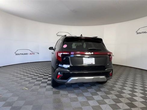 Certified 2025 Kia Seltos EX w/ EX Sunroof Package image 7