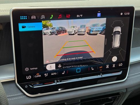 New 2026 Volkswagen Tiguan SE R-Line FWD image 14