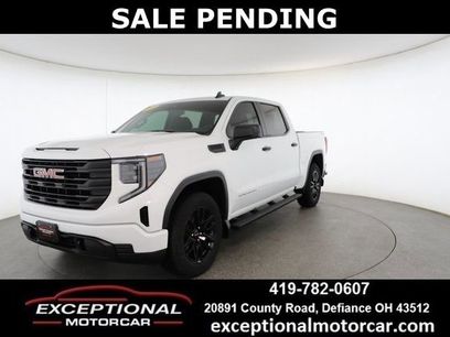 Used 2023 GMC Sierra 1500 Pro w/ Graphite Edition