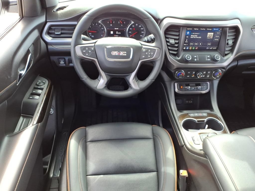 Used 2023 GMC Acadia AT4 AWD/4WD image 7