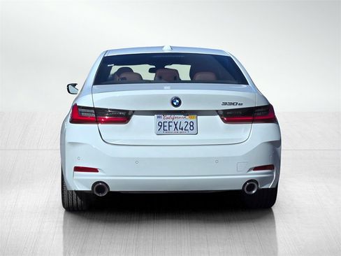 Used 2023 BMW 330e w/ Driving Assistance Package image 5