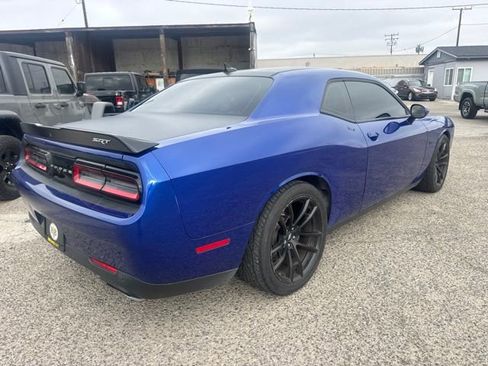 Used 2022 Dodge Challenger R/T Scat Pack w/ T/A Package RWD image 5