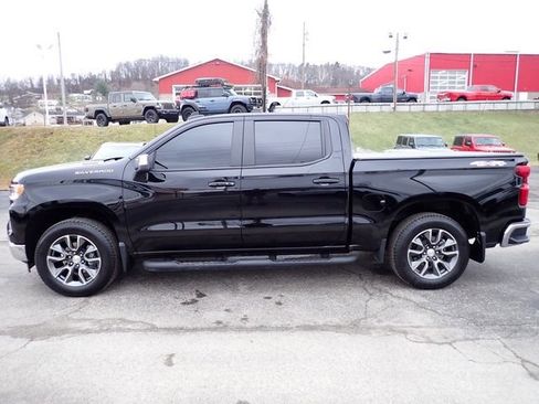 Used 2025 Chevrolet Silverado 1500 LT image 2