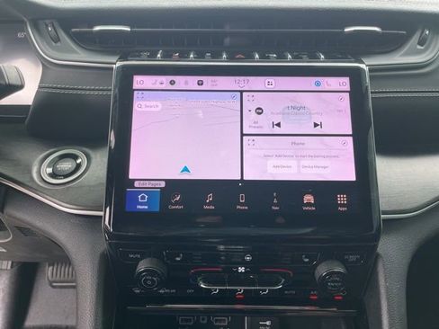 Used 2022 Jeep Grand Cherokee L Limited RWD image 21