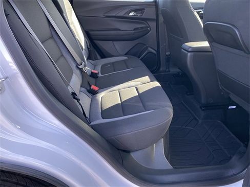 Used 2026 Chevrolet TrailBlazer LS image 28
