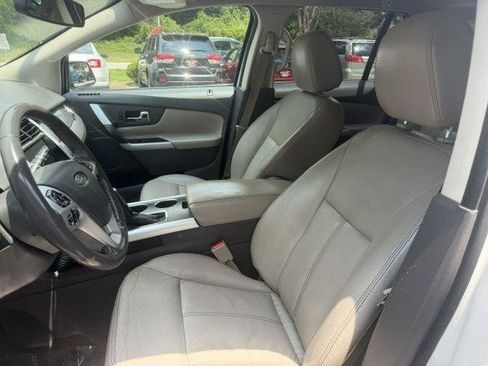 Used 2013 Ford Edge SEL AWD/4WD image 16