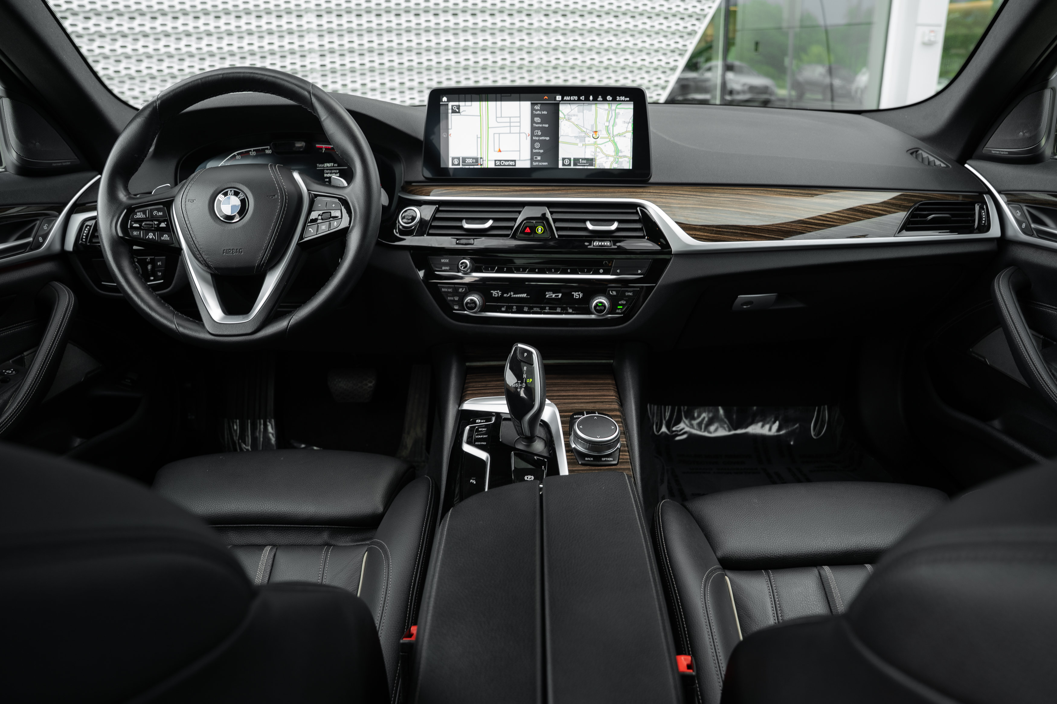 Used 2023 BMW 540i xDrive w/ Premium Package AWD/4WD image 8