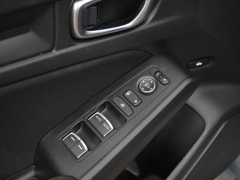 Used 2024 Honda Civic Sport image 9