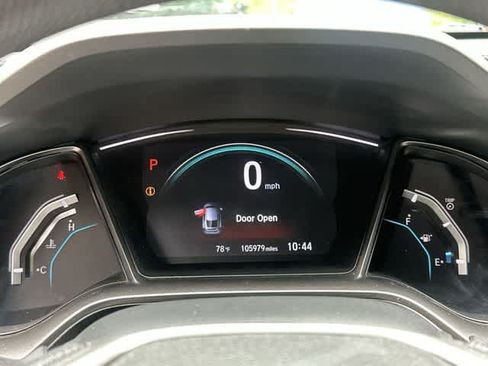 Used 2018 Honda Civic EX image 7