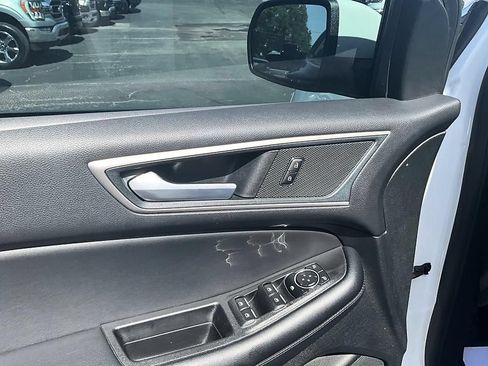Used 2024 Ford Edge SEL w/ Convenience Package AWD/4WD image 12