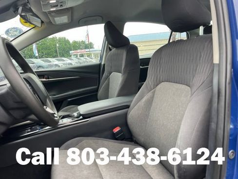Used 2025 Toyota Camry LE FWD image 7