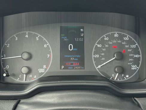 Used 2025 Toyota Corolla SE FWD image 23