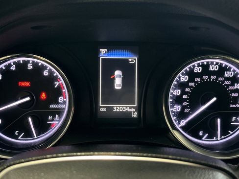 Used 2019 Toyota Camry LE image 23