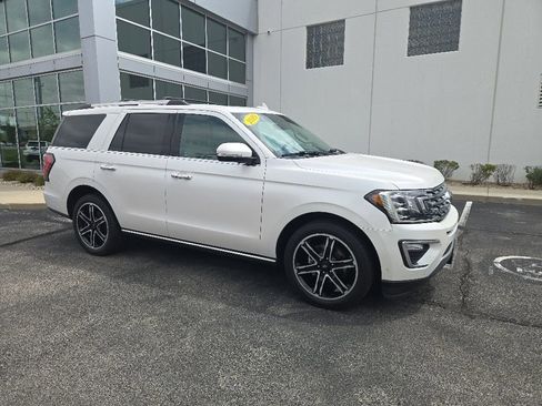 Used 2019 Ford Expedition Limited w/ Special Edition Package RWD image 4