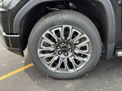New 2026 GMC Sierra 1500 Denali Ultimate AWD/4WD image 9