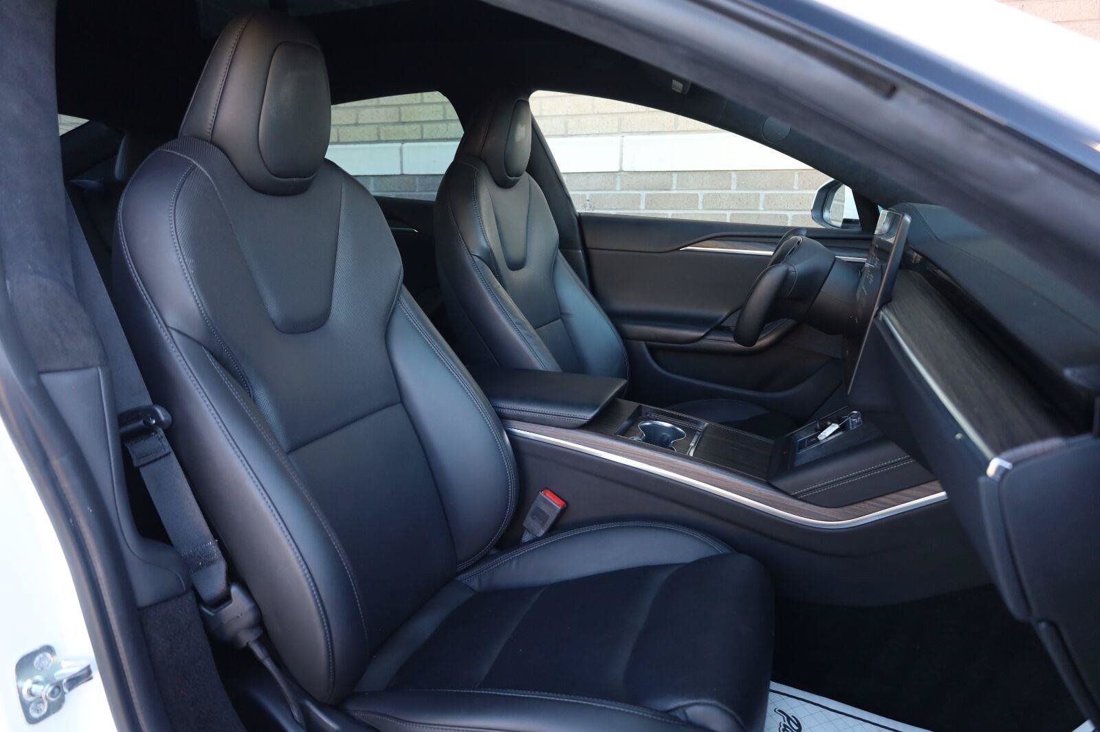 Used 2022 Tesla Model S AWD/4WD image 30