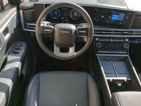 Used 2025 Hyundai Santa Fe XRT image 15