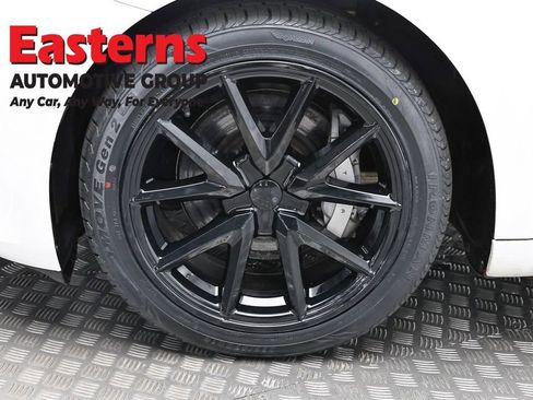 Used 2018 Tesla Model 3 Long Range image 26