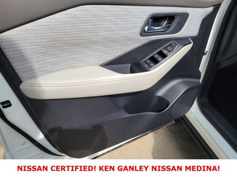 Certified 2023 Nissan Rogue SV AWD/4WD image 38