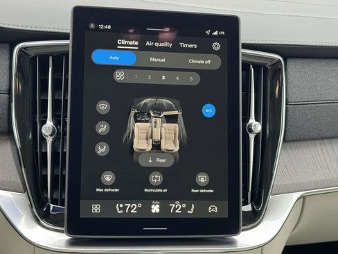 New 2026 Volvo XC90 B5 Ultra w/ Protection Package Premier AWD/4WD image 3