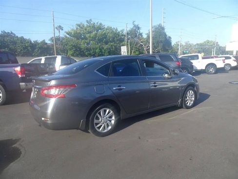 Used 2015 Nissan Sentra SV w/ Style Package image 4
