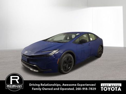 New 2026 Toyota Prius LE FWD image 1