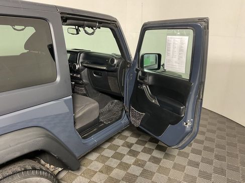 Used 2016 Jeep Wrangler Sport image 25