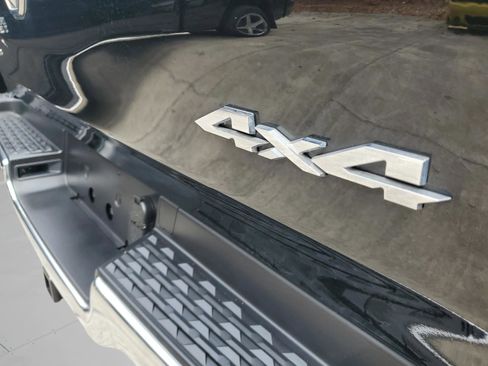 Used 2022 RAM 1500 Limited w/ Bed Utility Group image 29