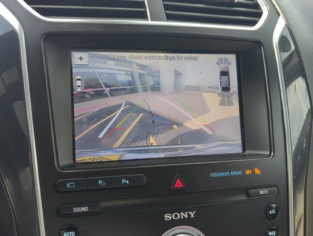 Used 2019 Ford Explorer Limited w/ Ford Safe & Smart Package AWD/4WD image 20