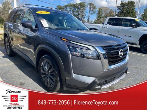 Used 2025 Nissan Pathfinder SL w/ SL Premium Package image 1