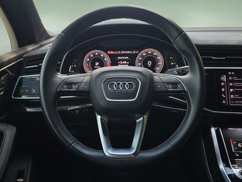 Used 2025 Audi Q7 2.0T Premium Plus AWD/4WD image 9