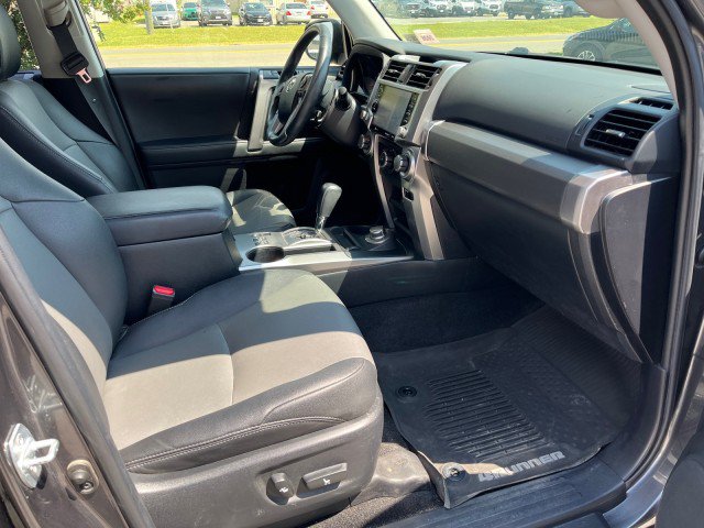 Used 2021 Toyota 4Runner SR5 Premium w/ Moonroof Package AWD/4WD image 22