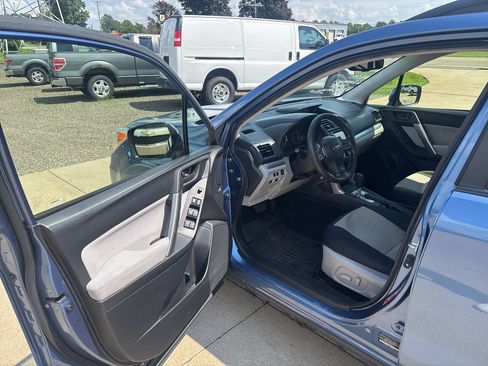 Used 2015 Subaru Forester 2.5i Premium AWD/4WD image 13