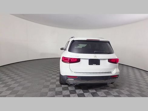 Used 2020 Mercedes-Benz GLB 250 image 42