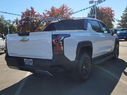 New 2026 Chevrolet Silverado EV LT image 8