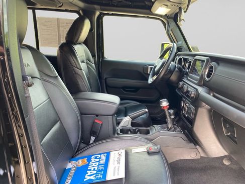 Used 2021 Jeep Wrangler Unlimited Sahara w/ Dual Top Group AWD/4WD image 11