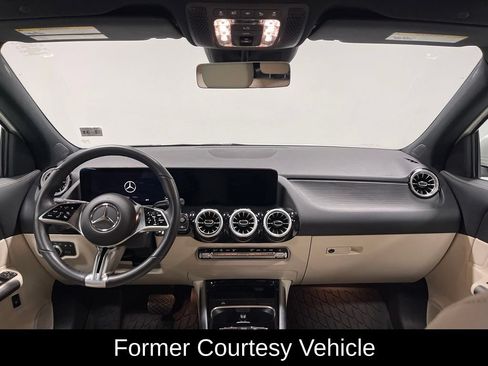 Used 2026 Mercedes-Benz GLA 250 4MATIC image 30