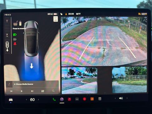 Used 2025 Tesla Model 3 Long Range RWD image 24