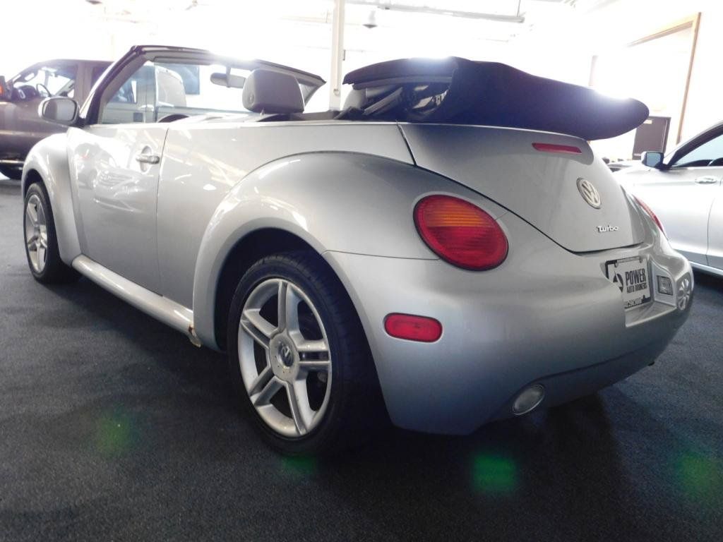 Used 2005 Volkswagen Beetle GLS FWD image 3