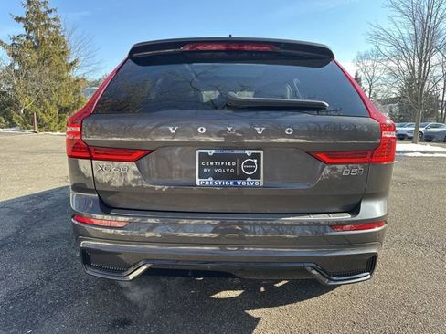 Certified 2023 Volvo XC60 B5 Plus w/ Climate Package image 7