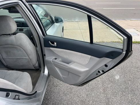 Used 2007 Hyundai Sonata GLS FWD image 11