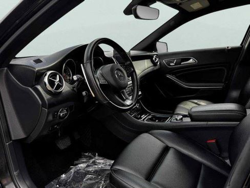 Used 2020 Mercedes-Benz GLA 250 4MATIC image 15