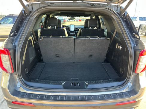 Used 2021 Ford Explorer ST w/ Equipment Group 401A image 24