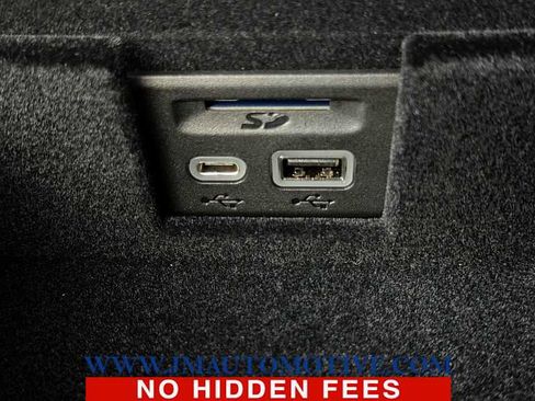 Used 2021 Cadillac XT5 Luxury image 34